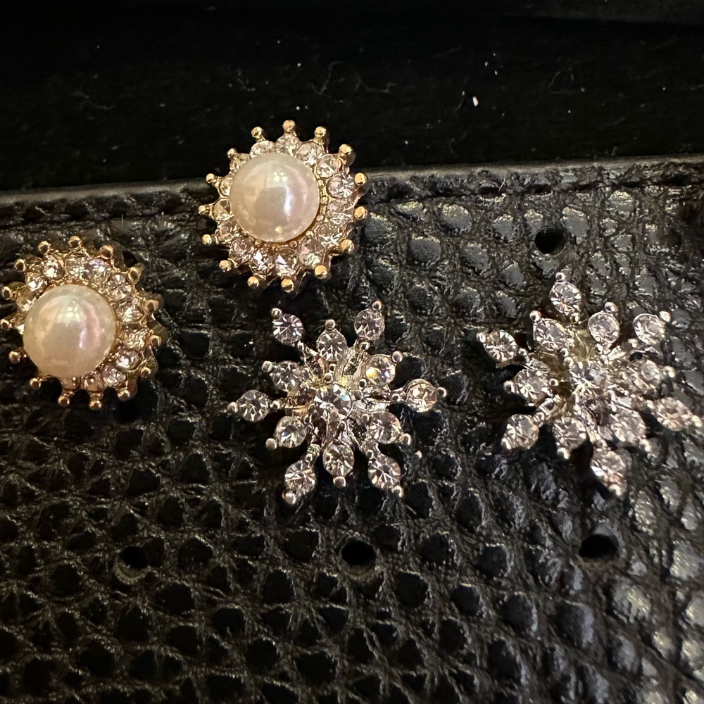 Elegant Gold and Silver Earrings Set